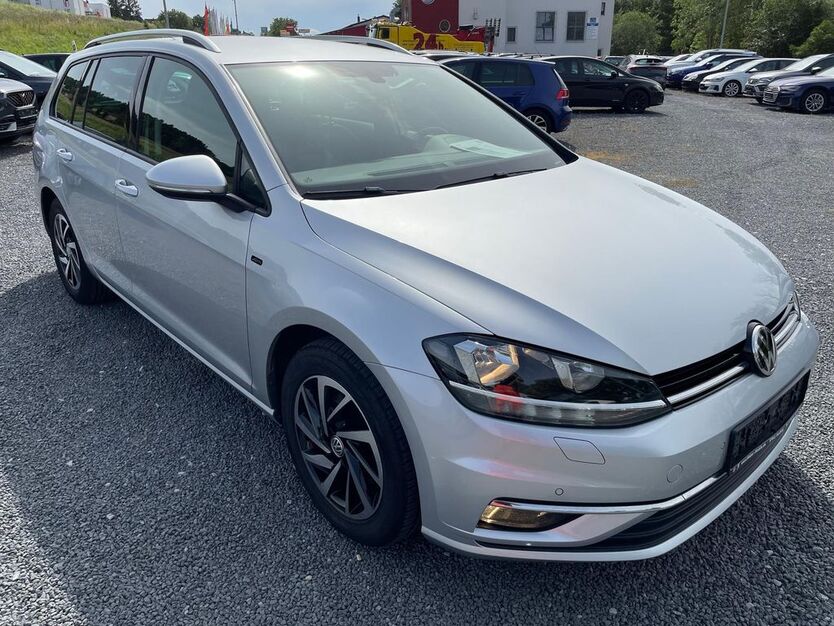 VW Golf 98.685 km 18.627 € Boxberg 97944
