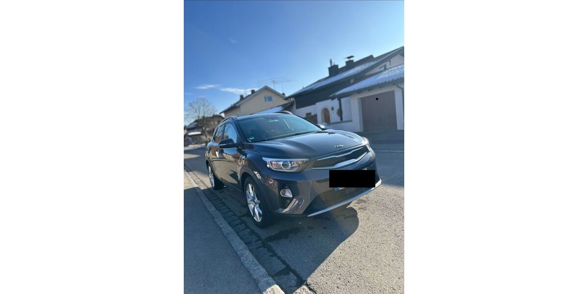Kia Stonic 85.000 km 9.990 &euro; Traunstein 83278