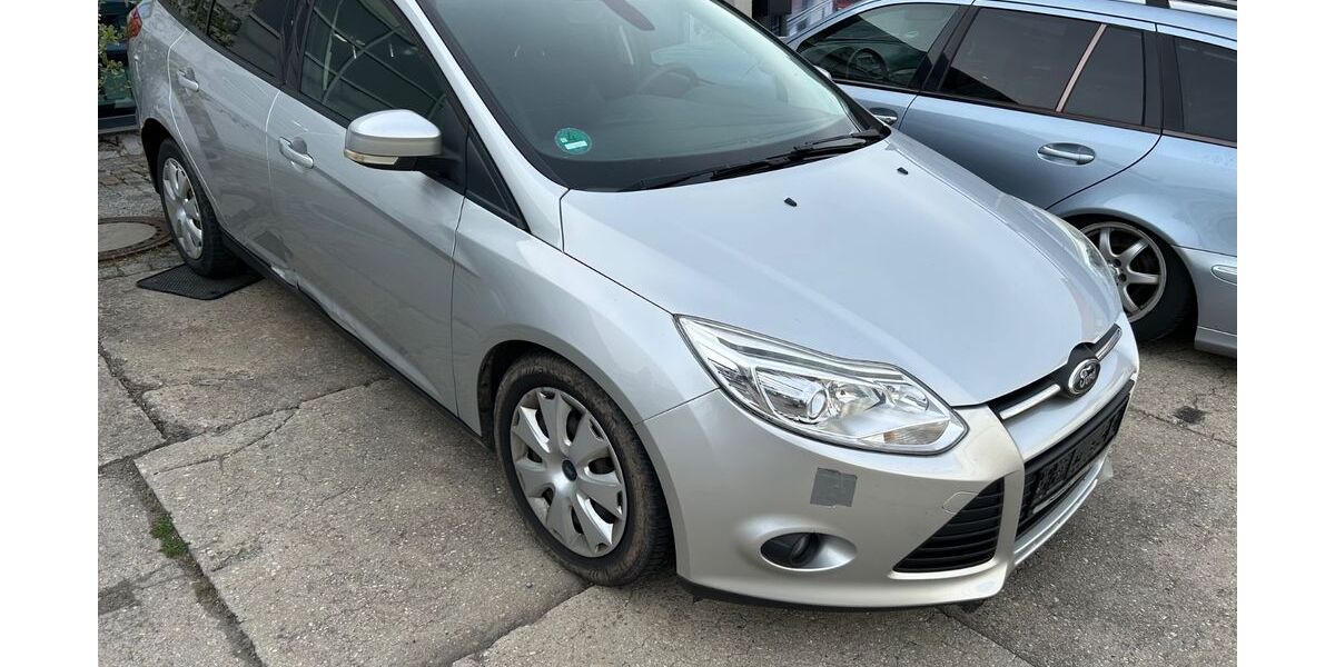 Ford Focus 194.000 km 3.650 &euro; Schirgiswalde - Kirschau 02681