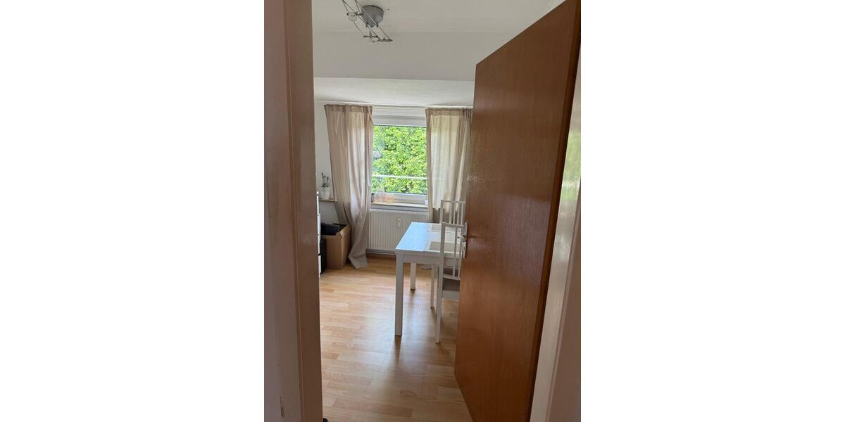 Dachgeschoßwohnung Holstenniendorf - 3 Zimmer, 51 m&sup2;, 550&euro; | Angebot:26618266