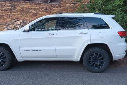 Jeep Grand Cherokee 302.000 km 10.200 &euro; Lauchhammer 01979