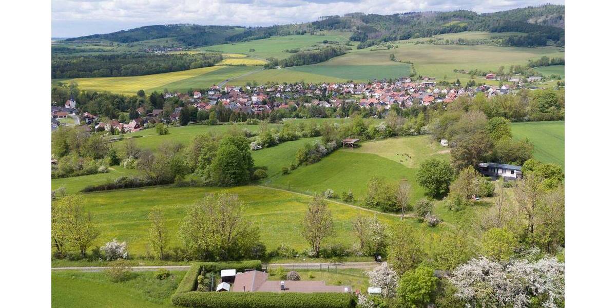 Mehrfamilienhaus, Wohnhaus Sachsenbrunn Sachsenbrunn - 3 Zimmer, 70 m&sup2;, 79.000&euro; | Angebot:26882110