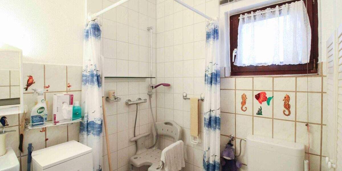 Einfamilienhaus in Neumünster mit großem Grundstück und viel Potenzial zur individuellen Gestaltung 4 zimmer