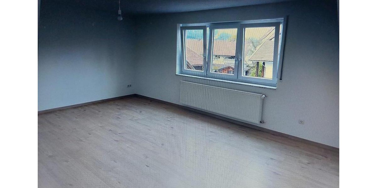Etagenwohnung Drachselsried - 2 Zimmer, 85 m&sup2;, 600&euro; | Angebot:26429641