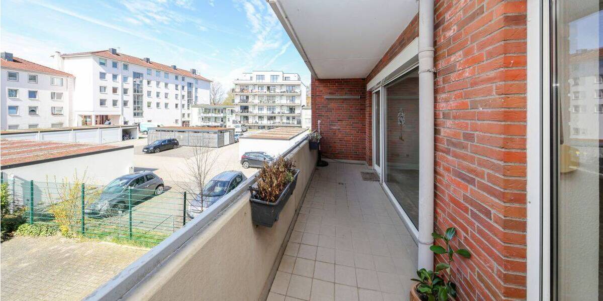 Etagenwohnung Wilhelmshaven Innenstadt - 3 Zimmer, 100 m&sup2;, 155.000&euro; | Angebot:26825637
