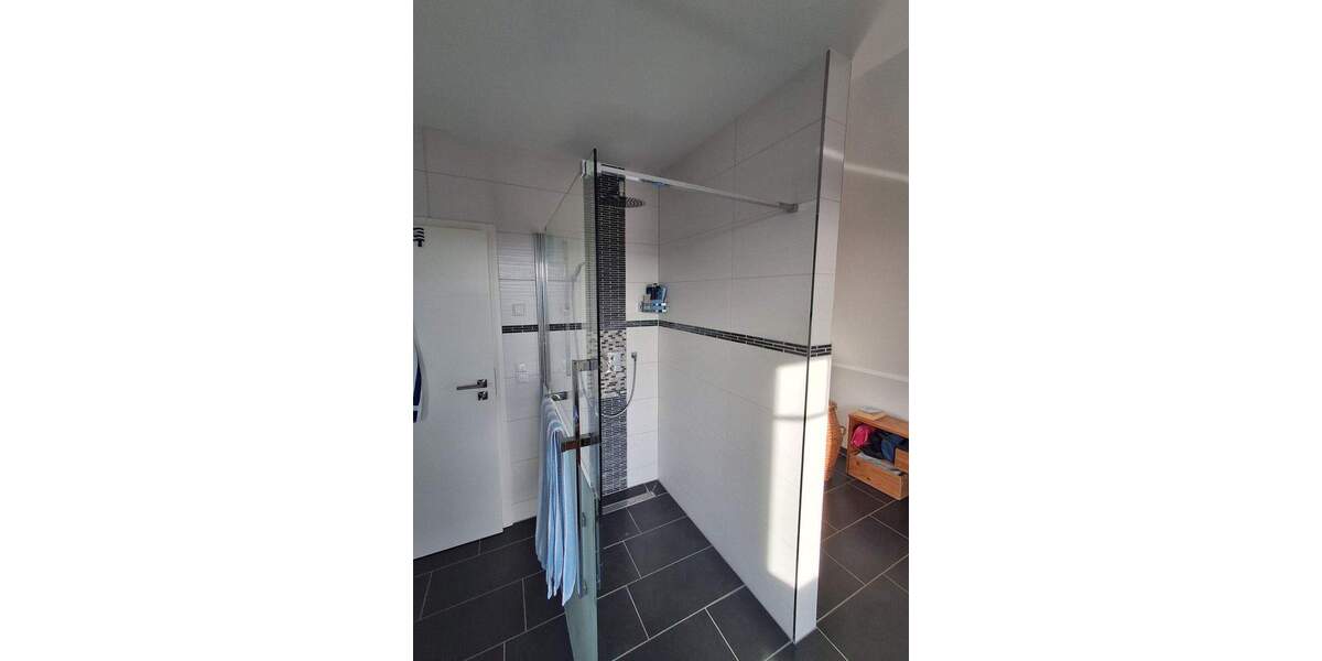 Einfamilienhaus Neuruppin - 5 Zimmer, 170 m&sup2;, 1.600&euro; | Angebot:25819994