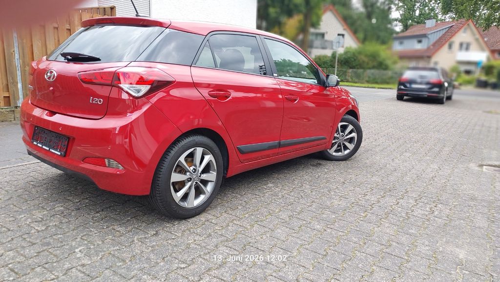 Hyundai i20 113.000 km 9.500 &euro; Paderborn 33104