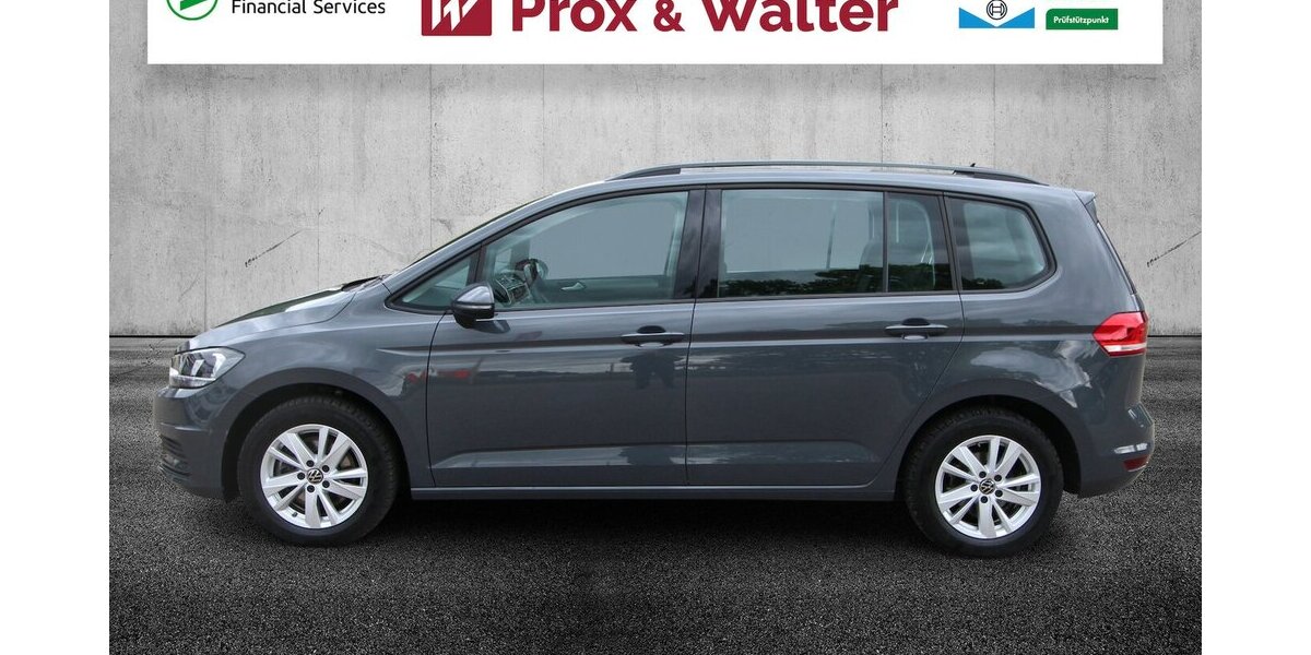 VW Touran TSI Comfortline 7-SITZ+NAVI+STANDHEIZUNG 16.192 km 30.700 &euro; Hagenow 19230