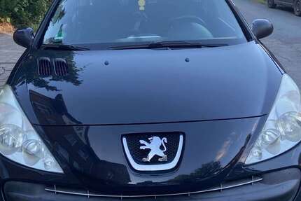 Peugeot 206 195.000 km 1.999 &euro; Ilsede 31241