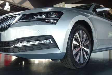 Skoda Superb 68.527 km 25.780 &euro; Bühl 77815