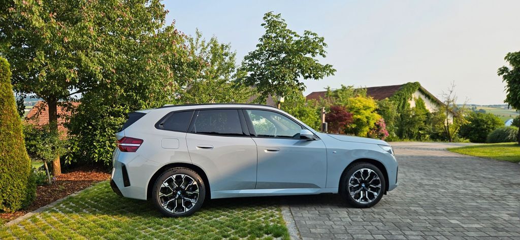 BMW X3 8.200 km 58.600 € Falkenberg 84326