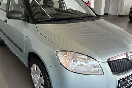 Skoda Fabia 204.200 km 4.990 &euro; Elsterwerda 04910