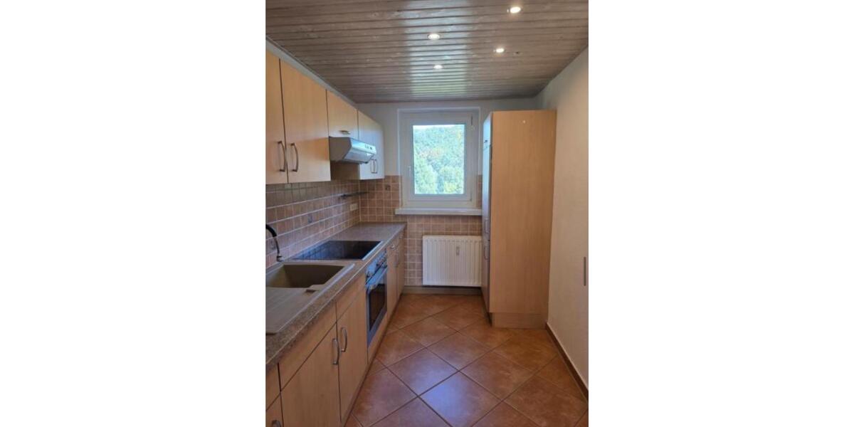 Etagenwohnung Roßwein - 3 Zimmer, 59 m&sup2;, 425&euro; | Angebot:26113109