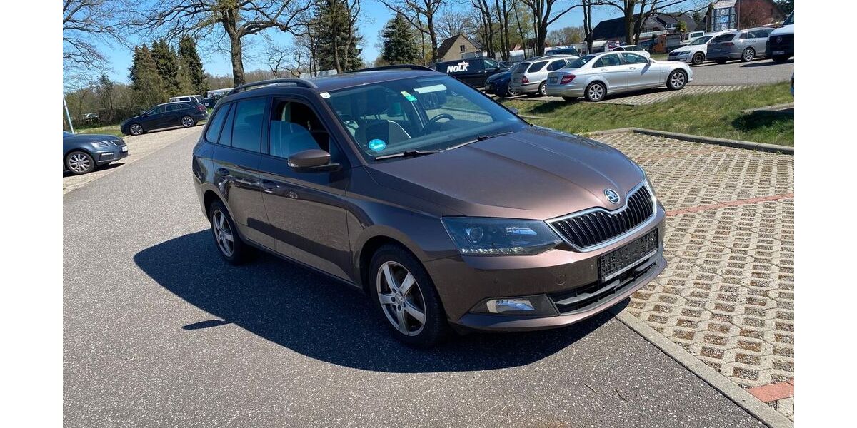 Skoda Fabia 234.000 km 4.400 &euro; Schwerin 19057