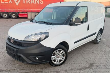 Fiat Doblo 110.000 km 7.990 &euro; Großschirma 09603
