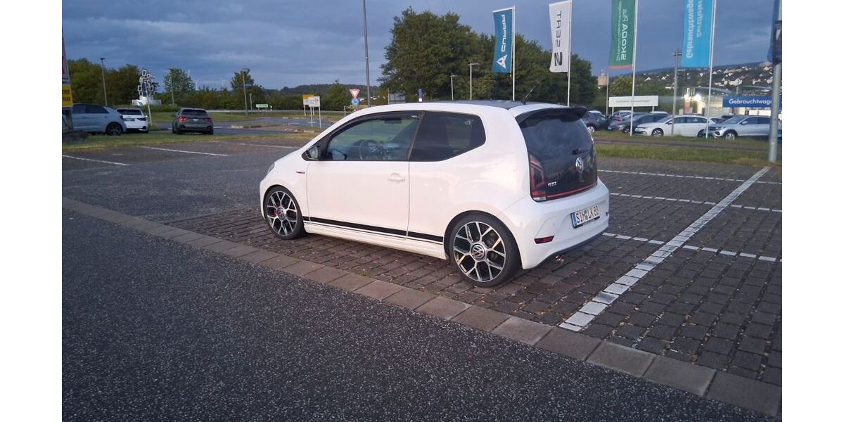 VW up! 63.000 km 13.500 &euro; Tiefenbach 55471