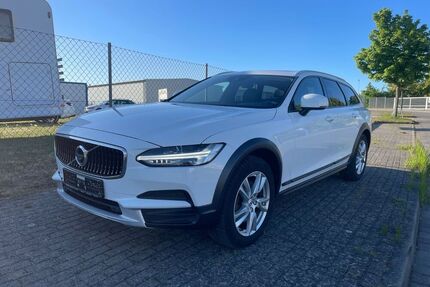Volvo V90 Cross Country