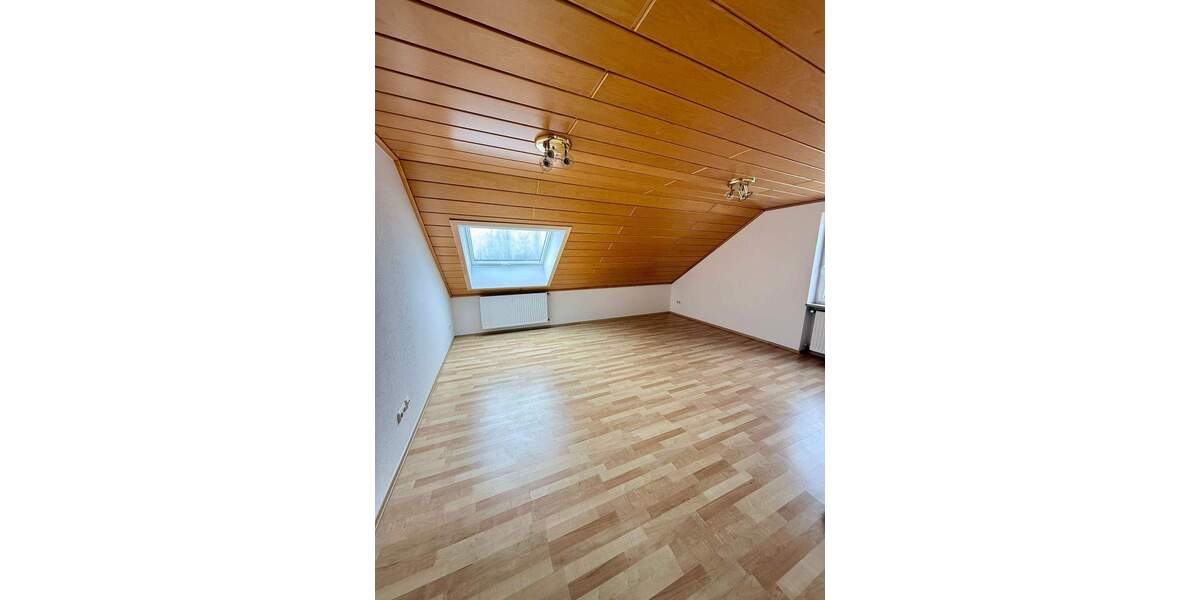Etagenwohnung Obermichelbach - 3 Zimmer, 70 m&sup2;, 695&euro; | Angebot:25386507