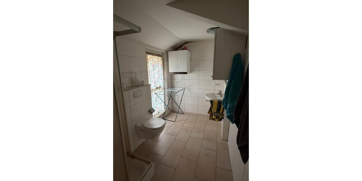 Lohne: Wohnhaus auf Hofstelle zu vermieten 5 zimmer