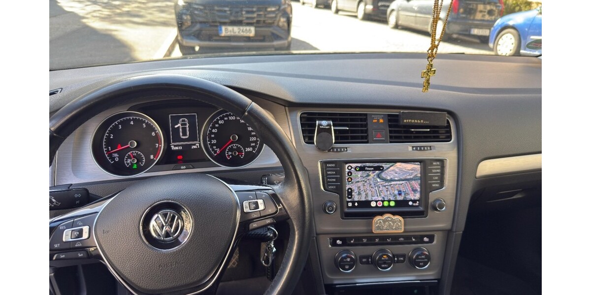 VW Golf VII Kombi 150.613 km 11.500 &euro; Berlin 10178