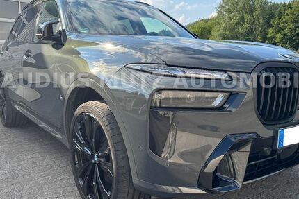 BMW X7 M60 14.000 km 125.545 &euro; Medebach 59964