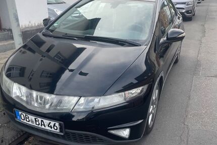 Honda Civic 372.527 km 1.950 &euro; Oberhausen 46049
