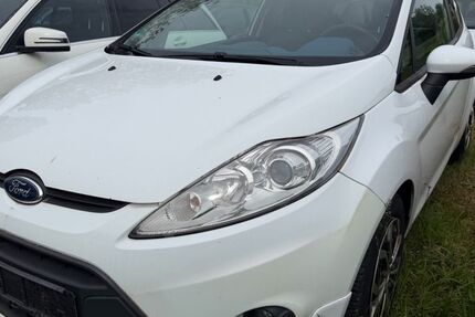 Ford Fiesta 230.200 km 1.490 &euro; Lebach 66822
