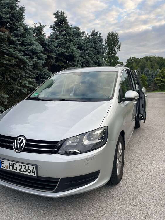 VW Sharan 118.500 km 12.250 € Essen 45257