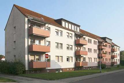Wohnung Dessau-Roßlau Roßlau - 4 Zimmer, 76 m&sup2;, 431&euro; | Angebot:26864238