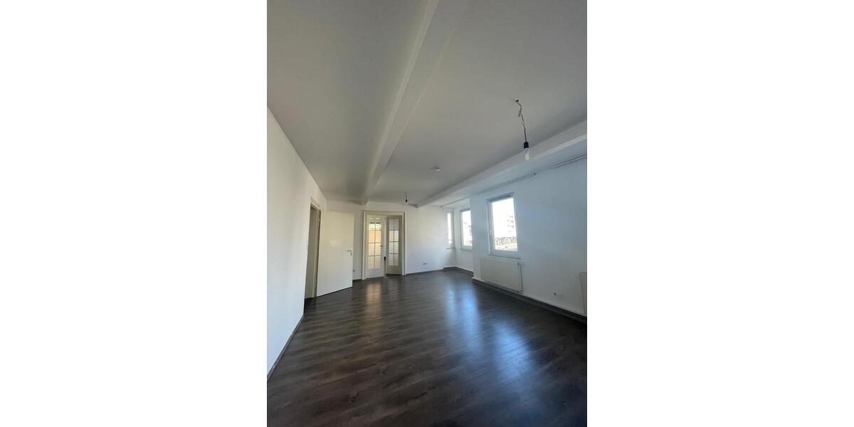 Etagenwohnung Aalen - 3 Zimmer, 120 m&sup2;, 1.050&euro; | Angebot:26595162
