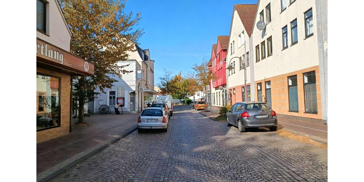 Sie haben ein Geschäftskonzept - Wir die passende Fläche(n) in Brake zimmer