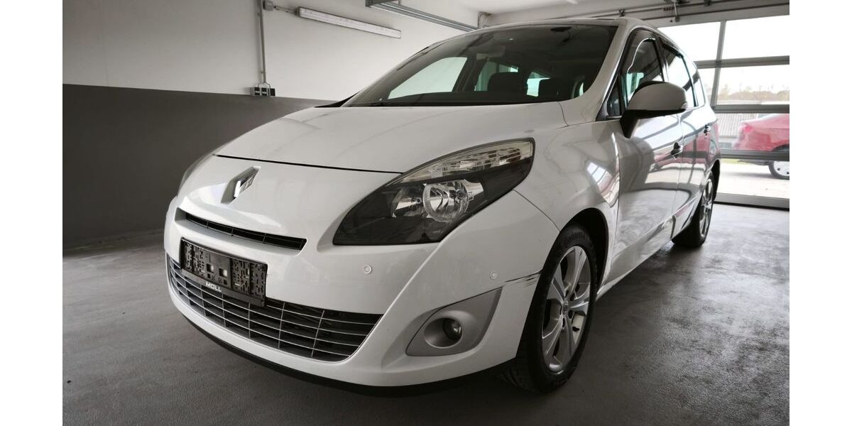 Renault Scenic 228.125 km 2.990 &euro; Massenbachhausen 74252