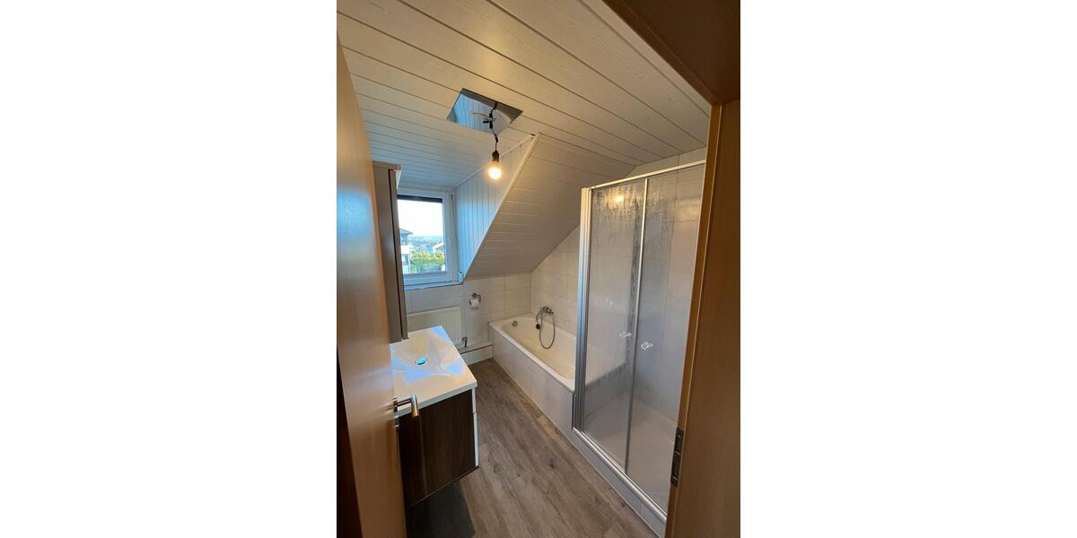 Reihenhaus Vellmar - 4 Zimmer, 135 m&sup2;, 350.000&euro; | Angebot:25239562