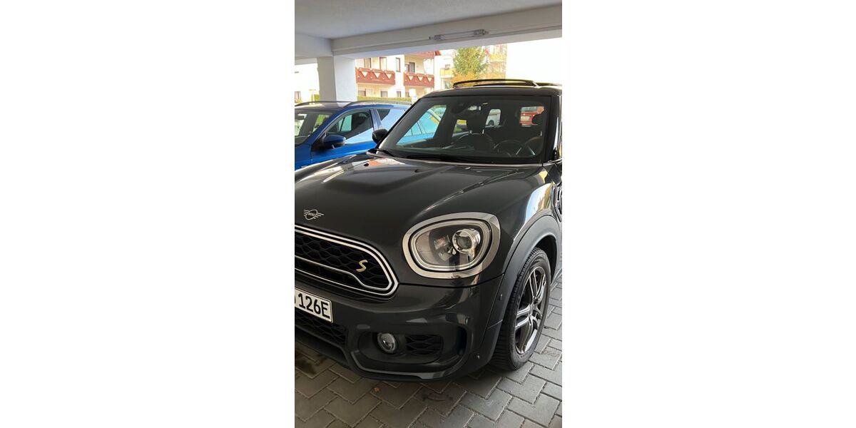 Mini Countryman SE (Cooper) 118.955 km 18.299 &euro; Lauf an der Pegnitz 91207