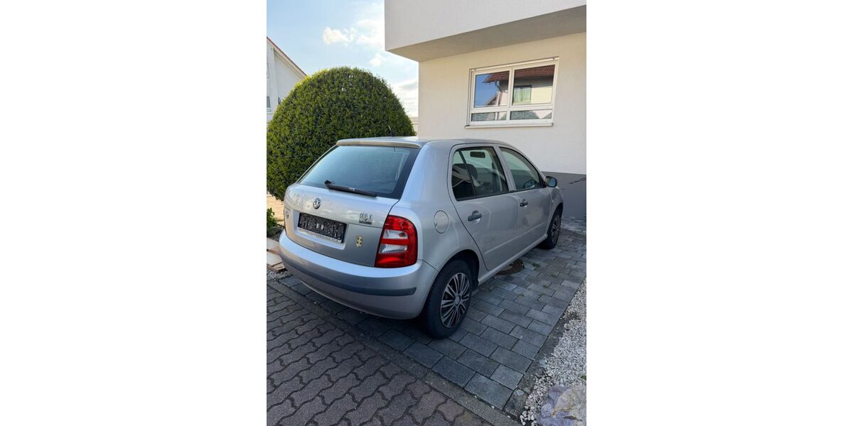 Skoda Fabia 117.000 km 2.000 &euro; Hockenheim 68766