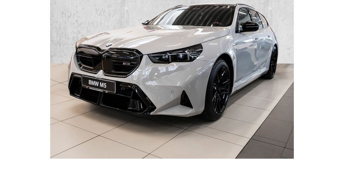 BMW M5 10.000 km 134.490 &euro; Köln-West 50858