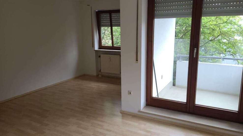 Wohnung zum Mieten in Augsburg 500 € 38.69 m²