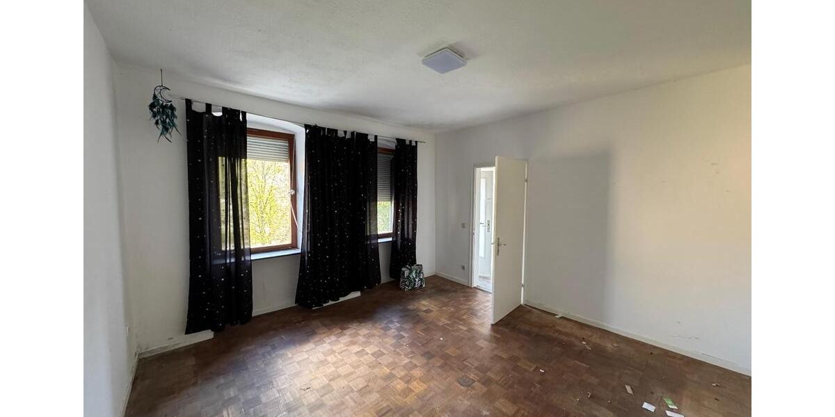 Doppelhaushälfte Nonnweiler - 8 Zimmer, 130 m&sup2;, 80.000&euro; | Angebot:26272171
