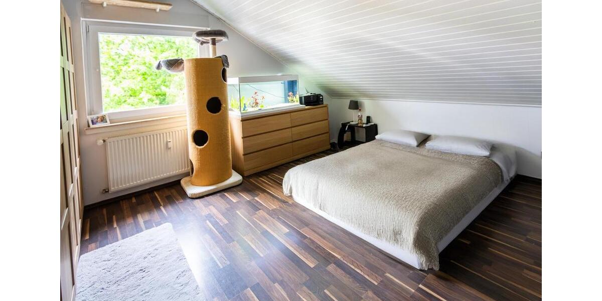 Dachgeschoßwohnung Paderborn Elsen - 3 Zimmer, 83 m&sup2;, 219.000&euro; | Angebot:26662206