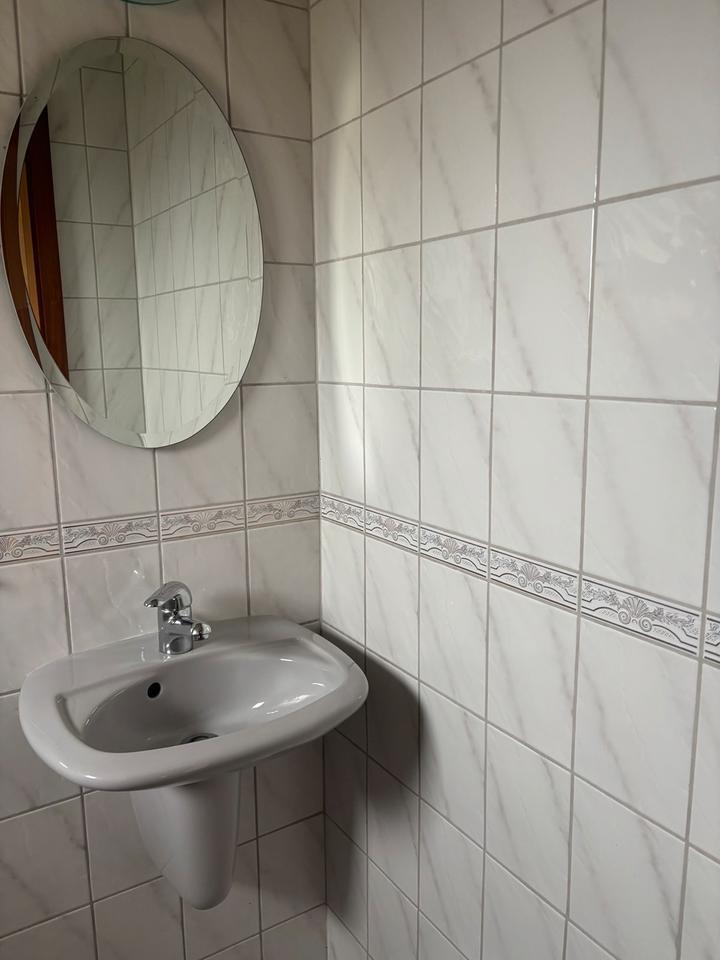 Neu renoviertes Reihenmittelhaus in Pulheim Garten & Garage zimmer