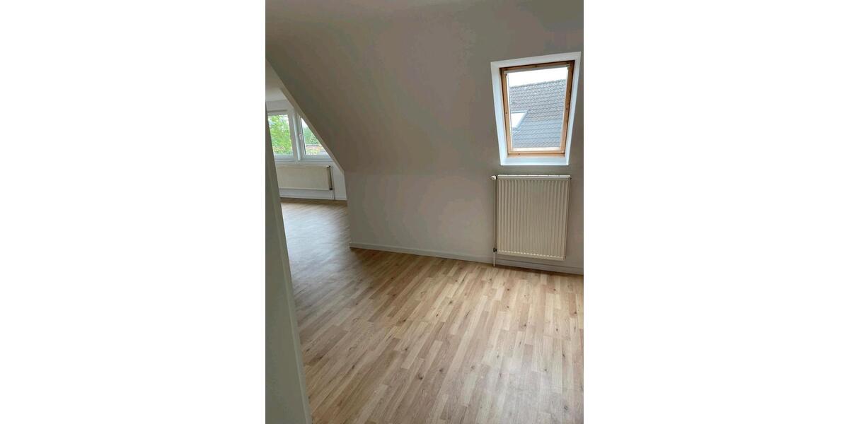 Dachgeschoßwohnung Ostrhauderfehn - 2 Zimmer, 60 m&sup2;, 495&euro; | Angebot:26470068
