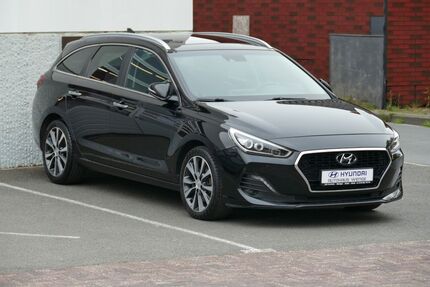 Hyundai i30 71.072 km 16.380 &euro; Selm-Bork 59379