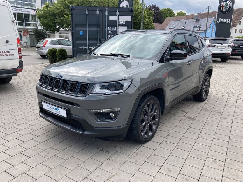 Jeep Compass 95.000 km 22.900 € Ismaning 85737