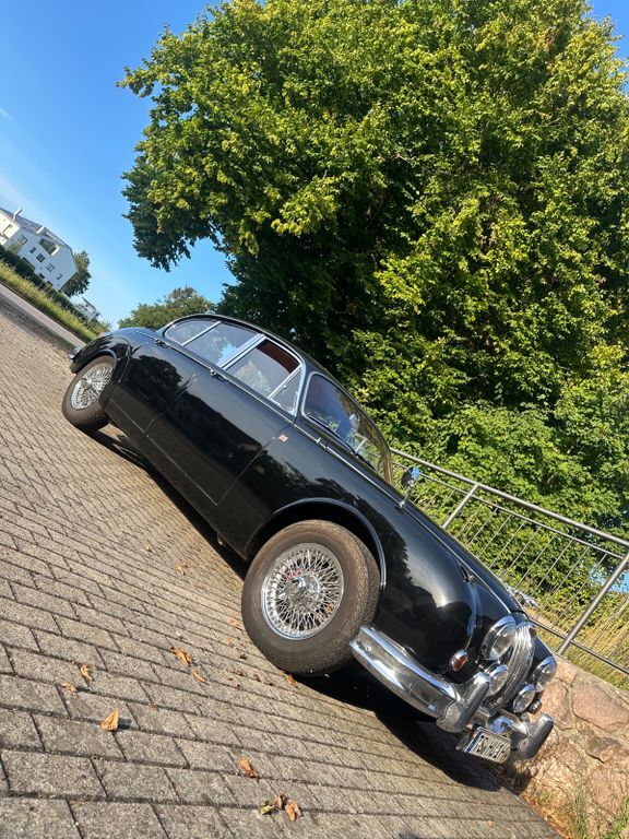 Jaguar MK II 16.844 km 24.990 € Palling 83349