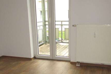 Wohnung Weißenfels - 2 Zimmer, 46 m&sup2;, 300&euro; | Angebot:27346851
