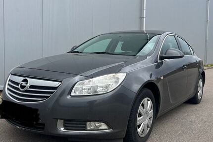 Opel Insignia 185.000 km 3.299 € Achern 77855