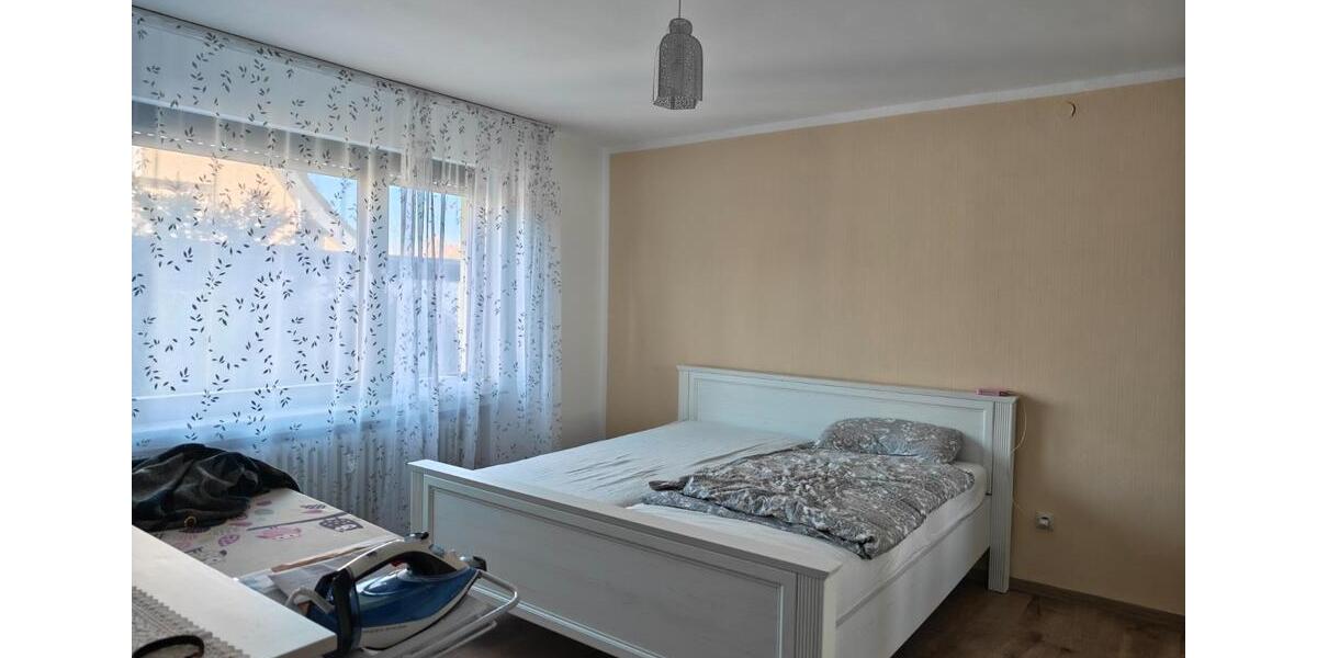 Etagenwohnung Vlotho - 3 Zimmer, 81 m&sup2;, 480&euro; | Angebot:25320638