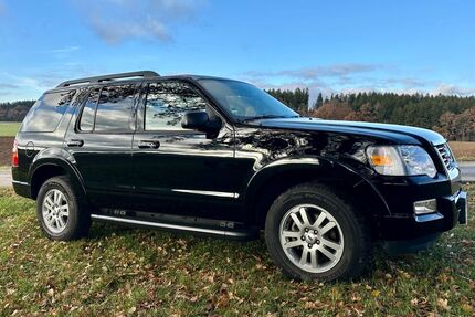 Ford Explorer 67.500 km 19.800 &euro; Oberbiberg 82041
