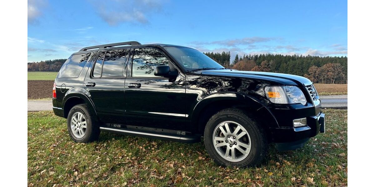 Ford Explorer 67.500 km 19.800 &euro; Oberbiberg 82041