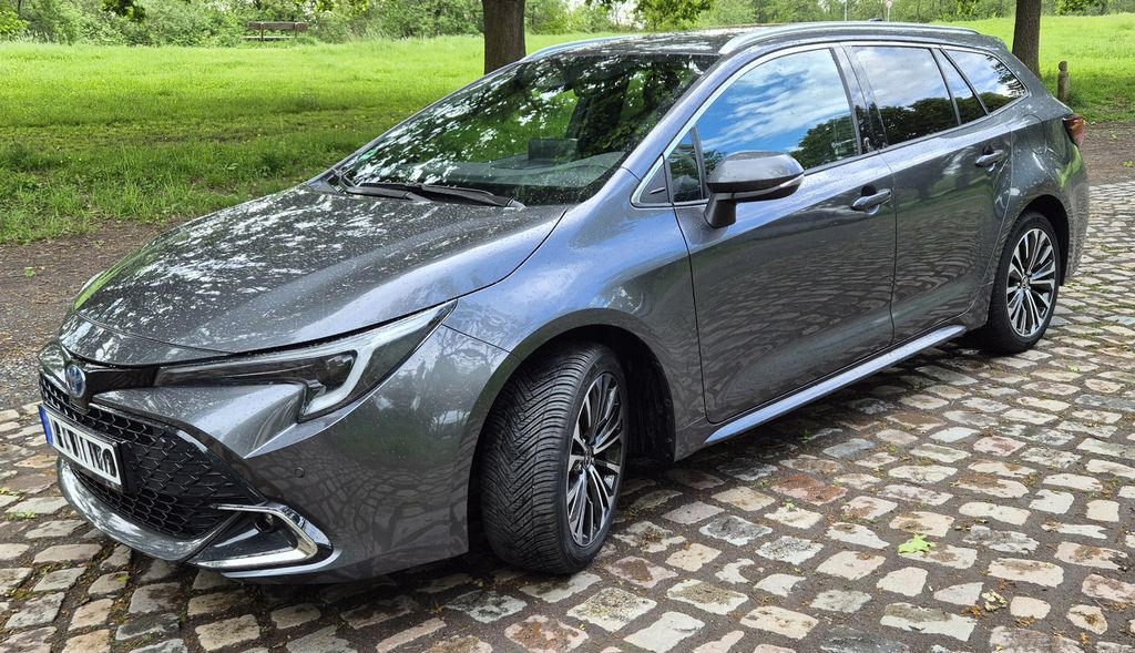 Toyota Corolla 26.000 km 26.300 &euro; Bremen 28259